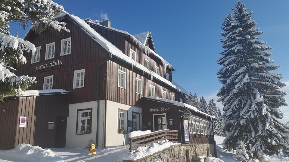 Hotel Devin Pec pod Snezkou Exterior photo